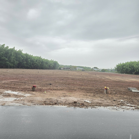 Bán đất xã Đất Đỏ đối diện cổng chính kcn. Lốc sỉ 14 lô 5 x 36 chưa qua đầu tư, giá chỉ 980tr